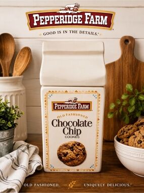 Vintage Pepperidge Farm Double Sided Cookie Jar Chocolate Chip Ginger Man